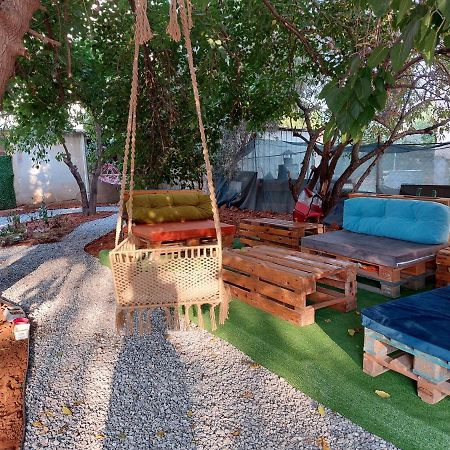 Secret Garden No:01 Bed and Breakfast Αμμόχωστος Εξωτερικό φωτογραφία
